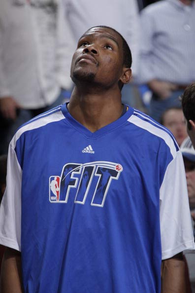 记者：当初是佩普要国足跟越南打对攻，还开小会不让陈洋参加