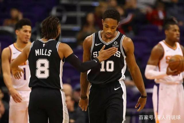 DO：斯图加特与阿森纳就签下法比奥-维埃拉展开接触