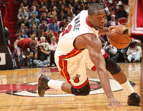 米兰vs拉齐奥：莱奥搭档恩昆库，莫德里奇、拉比奥出战