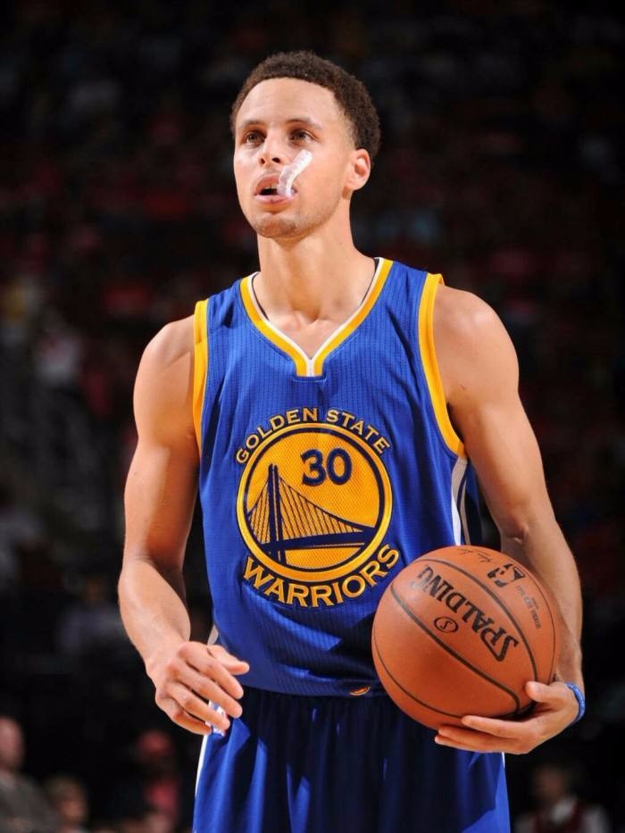 B费：对阵爱尔兰那场比赛我不在，但如果我在也会被批评